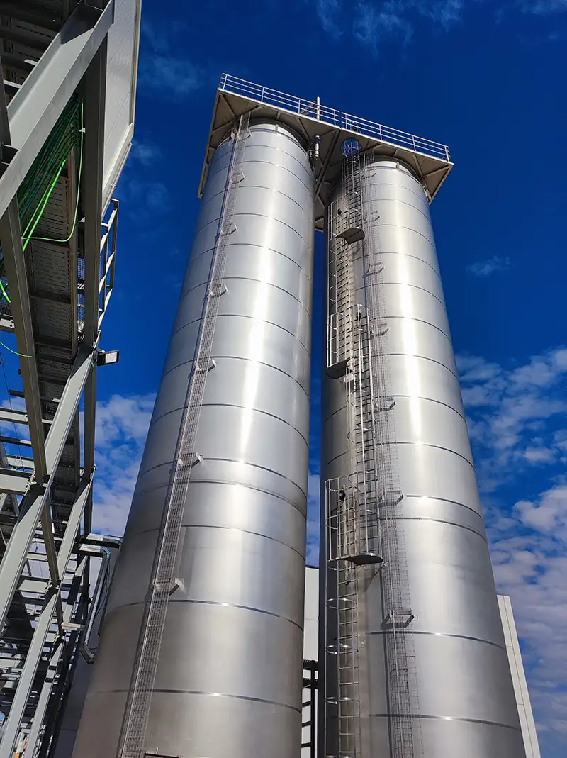 Stainless steel tanks