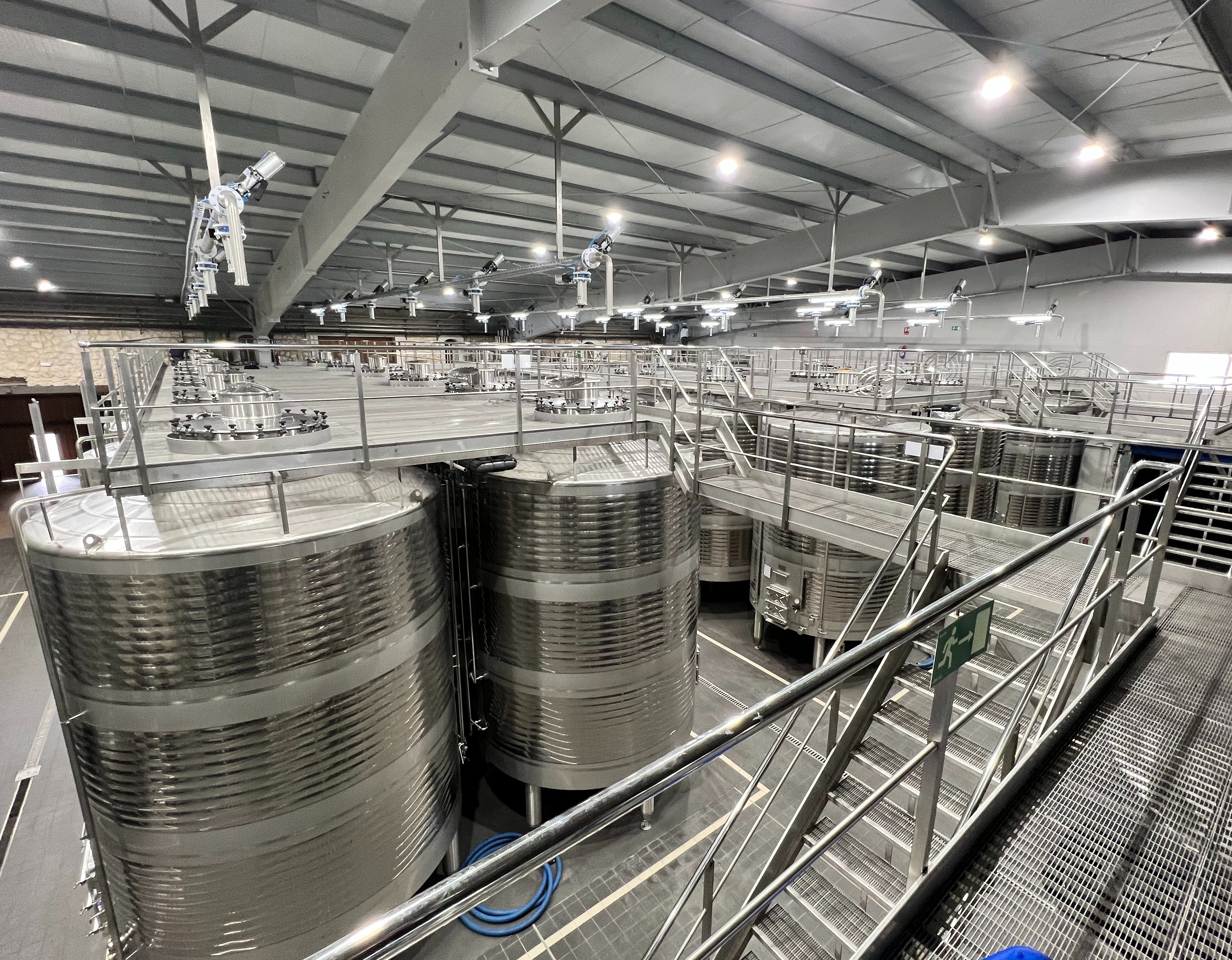 Deposits and processing plants for wine cellars