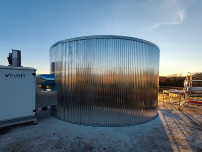 Cultivando el Futuro: Primera Siembra en la Última Granja Vertical de Farmitank
